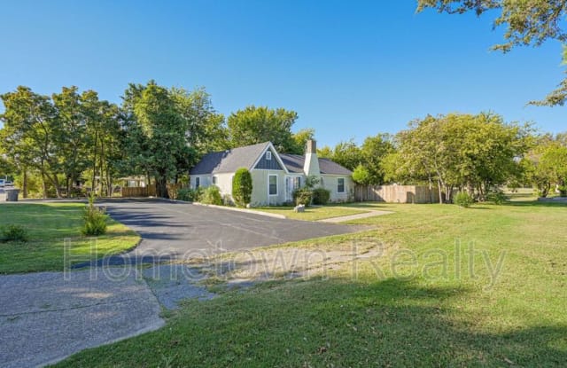 1302 NW Lake Avenue photos photos
