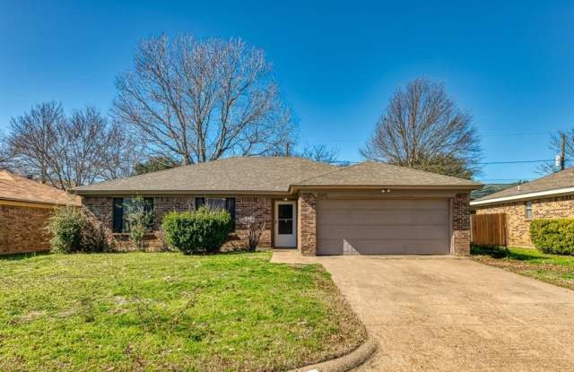 6106 Big Springs - 6106 Big Springs Drive, Arlington, TX 76001