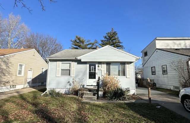 7961 Huron Street - 7961 Huron Street, Taylor, MI 48180