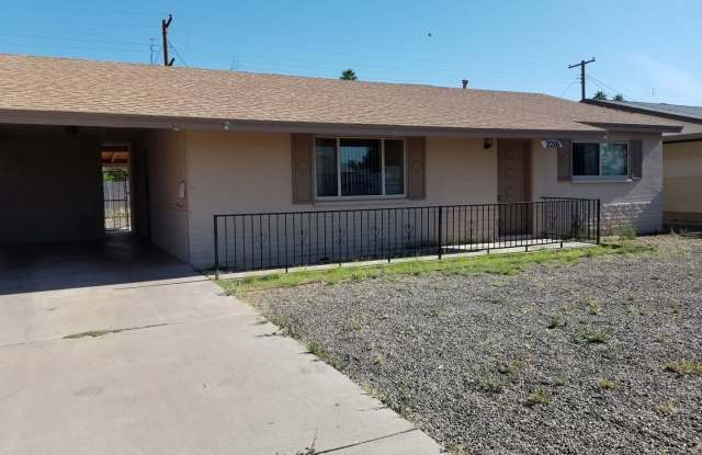 2 Bedroom 2 Bath Mesa Home! Gallery 2
