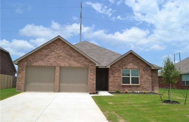 142 Pinto Drive - 142 Pinto Drive, Waxahachie, TX 75165