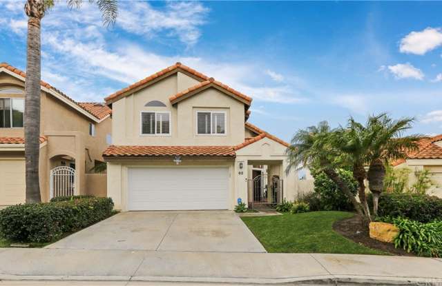 65 Palm Beach Court Gallery 4