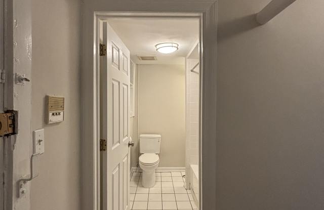 523 West Melrose Street photos photos