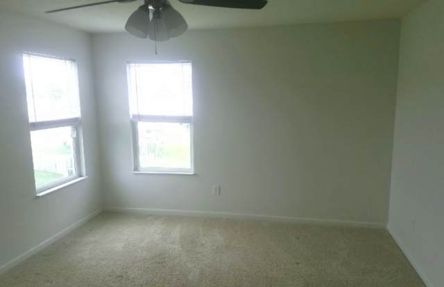 5395 Folsom Drive Gallery 2