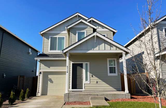 BEAUTIFUL 3 Bedroom 2.5 Bath Home! High Ceilings! HUGE Covered Patio! Great Location! photos photos