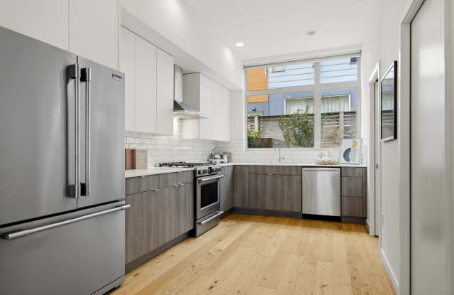 3043 21st Avenue West Gallery 4