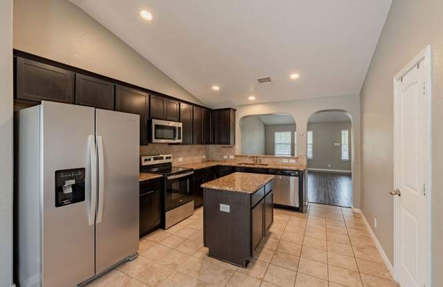 Beautiful 4 bedroom, 2 bathroom home in Round Rock! Gallery 4
