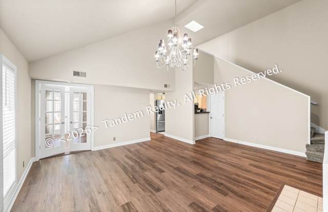 937 Russell St Apt 10 Gallery 4