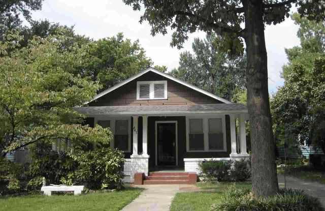 447 DICKINSON Dr photos photos