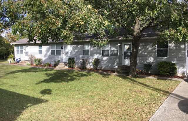 812 E. Jackson Triplex photos photos