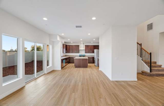 4 Bedroom house with view Gallery 3
