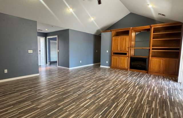 169 Copperfield - AVAILABLE NOW! Gallery 3
