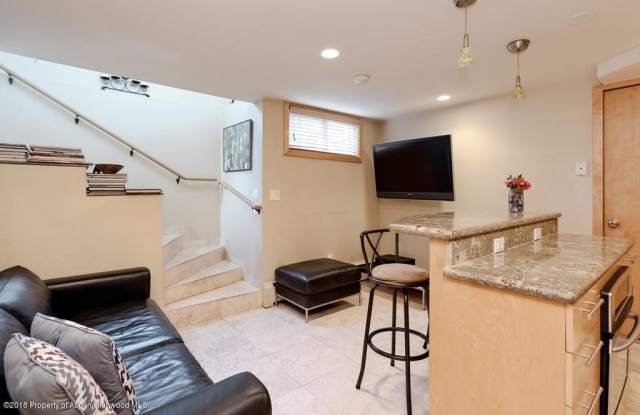 333 W Main St photos photos
