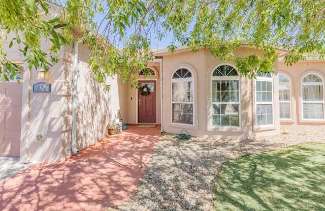 Spacious 4 bedroom 2 bath House photos photos
