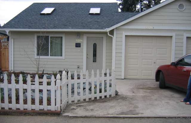 1129 1/2 West 16th St., Port Angeles, WA 98362 - 1129 1/2 West 16th Street, Port Angeles, WA 98363