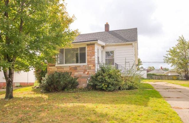 8103 Fernhill Ave - 8103 Fernhill Avenue, Parma, OH 44129