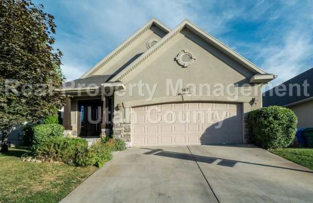 Pet Friendly Lehi Home photos photos