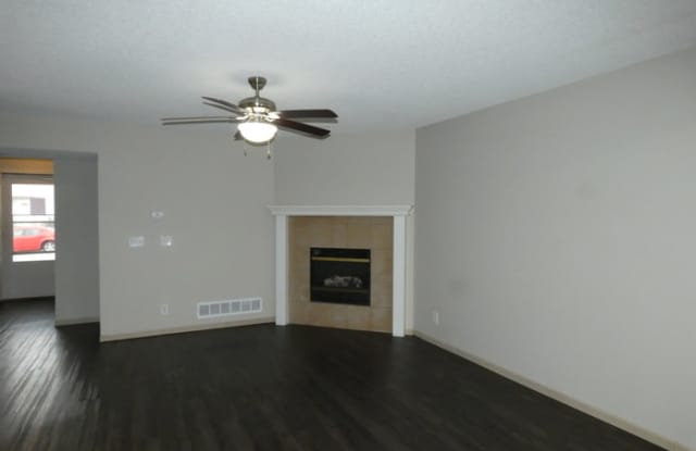 10622 North Locust Court Gallery 4