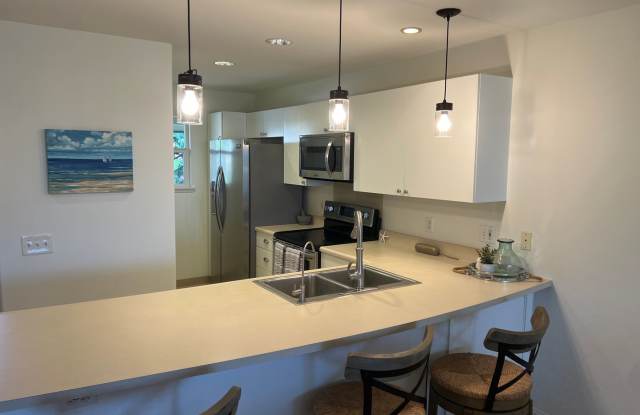 Napili - 2 bedroom/2 bath fully furnished, 2nd floor photos photos