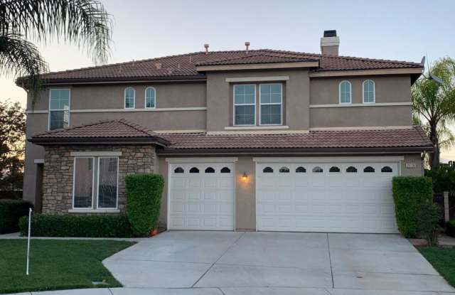 Upgraded 5 Bedroom Home with Spectacular Views - 25136 Wolcott Court, Wildomar, CA 92595