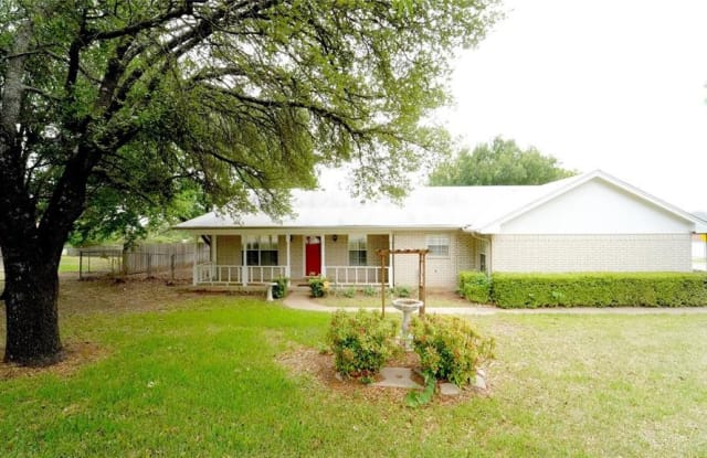 1606 E Bankhead Drive - 1606 East Bankhead Drive, Weatherford, TX 76086