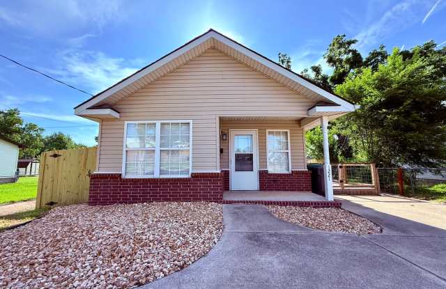 ***1221 S 5th Street*** photos photos
