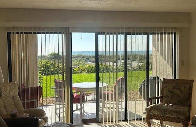 1305 S Atlantic Avenue unit: 120 photos photos