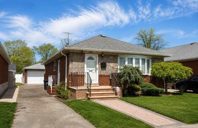 151-15 25th Avenue photos photos
