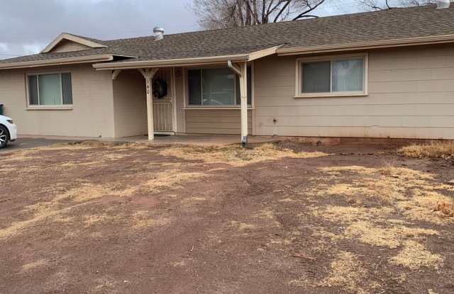 4 Bed 2.5 Bath Home in Winslow photos photos