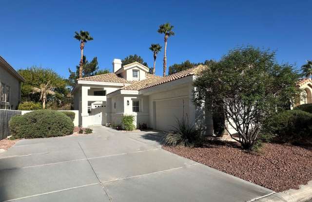 STUNNING DESERT SHORES MINUTES FROM THE LAKES!!! photos photos
