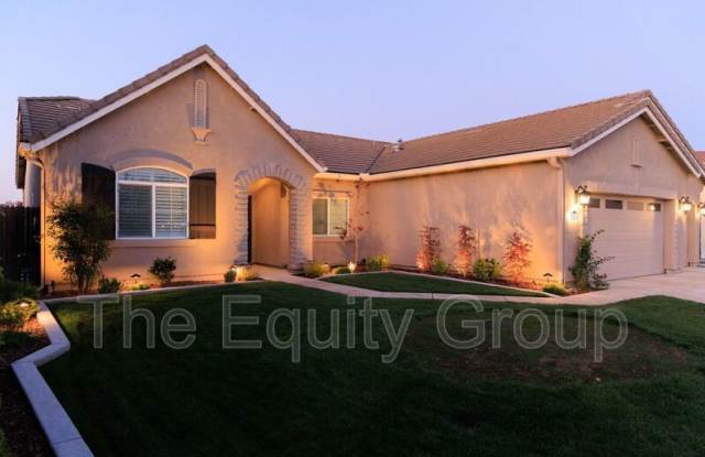 2310 West Tyler Ave photos photos