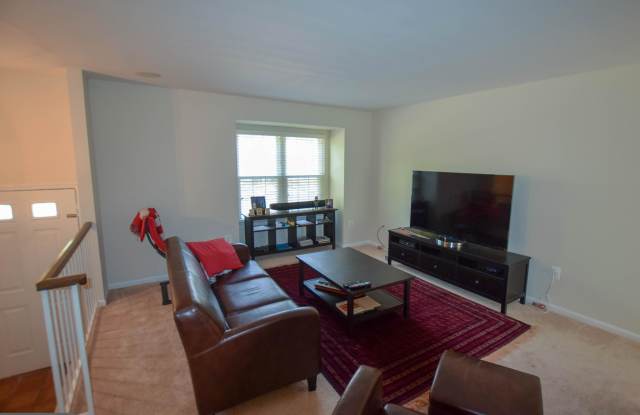 7833 WINTERCRESS LANE Gallery 3