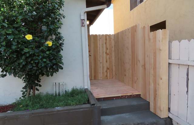 Renovated Studio Apartment with ALL UTILITIES PAID!! photos photos