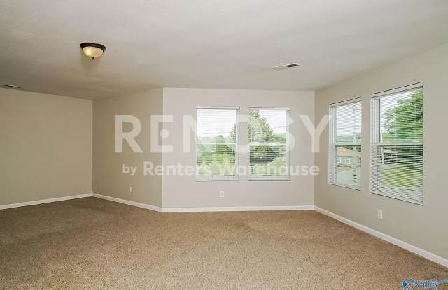 Come and experience 123 Forestbrook Dr. Madison AL 35757 -----Price Drop!!!!!! Available now!!!!!! Gallery 4
