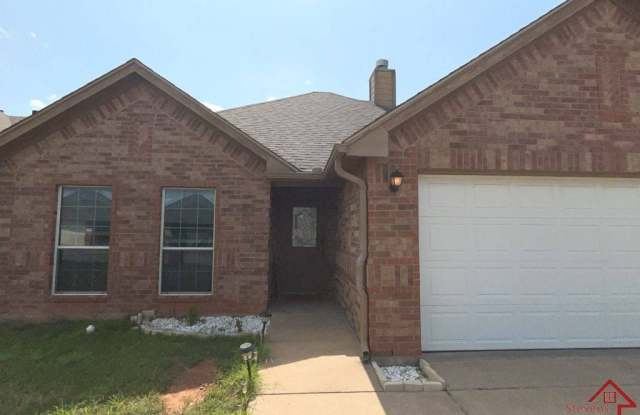 2209 SW Oxford Dr photos photos