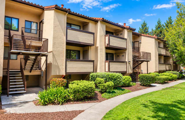 Dazzling 2-bedroom Condo for Rent - Warm Springs! Gallery 1