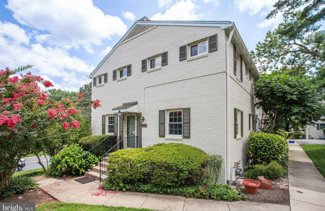 5370 POOKS HILL Road unit: 301-53 photos photos