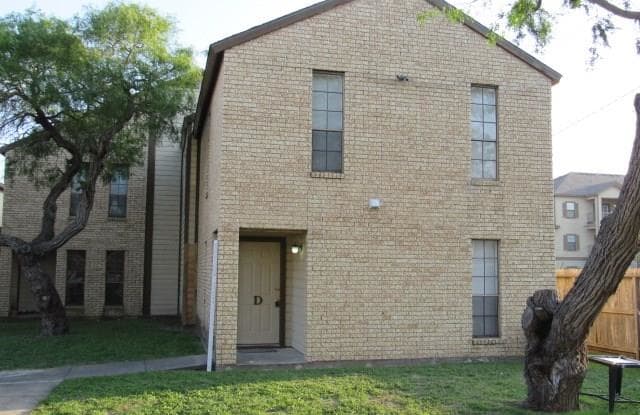 2414-d Capitan Dr - 2414 Capitan Dr, Corpus Christi, TX 78414