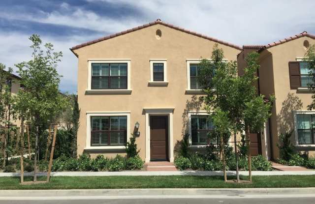 2bd/2.5ba two car garage end unit condo in Orchard Hill Irvine for rent photos photos