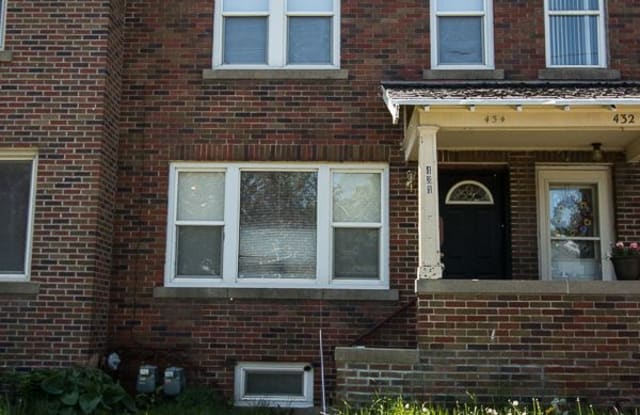 434 Belmont Avenue - 434 Belmont Avenue, Waterloo, IA 50701