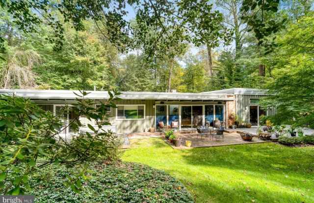 3416 BARKLEY DR - 3416 Barkley Drive, Mantua, VA 22031