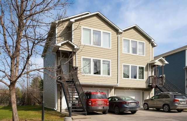 FULLY GUTTED  RENOVATED 4-Bedroom Condo Near Montana State University photos photos