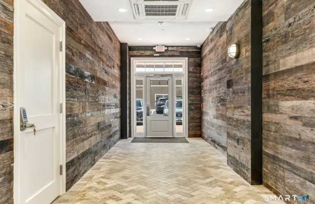 1077 Boston Post Road Gallery 2