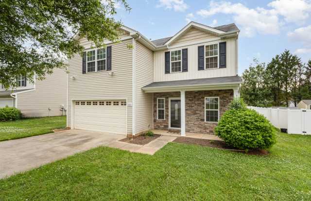 Lovely House in the North Lake Neigborhood photos photos