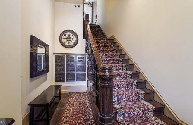 22 N MAIN Street Gallery 4