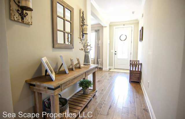 7866 Champlain Dr Gallery 2