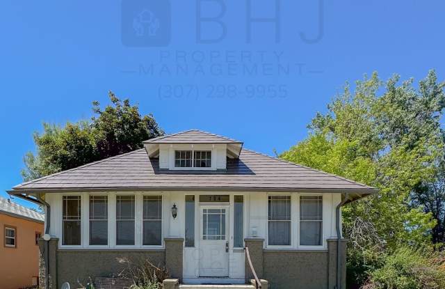 2 BED/ 2 BATH SINGLE FAMILY HOME photos photos