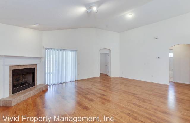 1072 Moosehead Drive Gallery 4