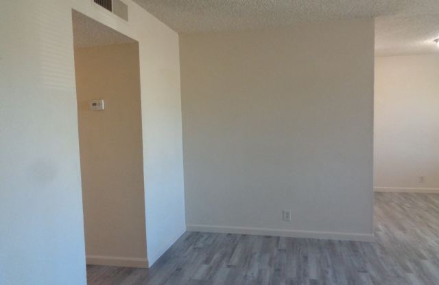958 S. Barrett Road #4 Gallery 3