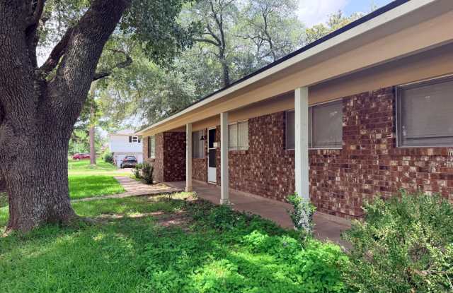 South Bossier 4 bedroom... Close to Barksdale Air Force Base.. Gallery 1